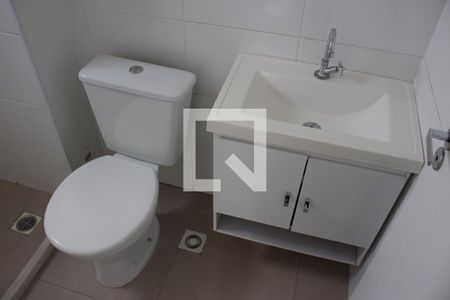 Banheiro de apartamento à venda com 1 quarto, 24m² em Paraíso do Morumbi, São Paulo