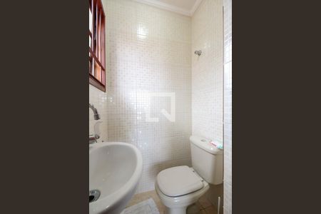 Casa à venda com 130m², 3 quartos e 3 vagasLavabo