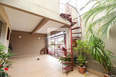 Casa à venda com 130m², 3 quartos e 3 vagasGaragem