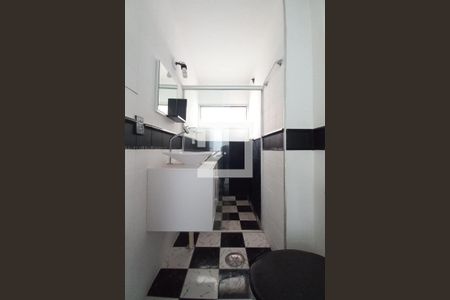 Banheiro de apartamento à venda com 1 quarto, 55m² em Botafogo, Campinas