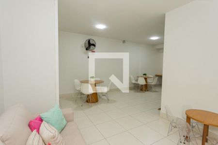 Apartamento para alugar com 47m², 2 quartos e 1 vagaÁrea comum 