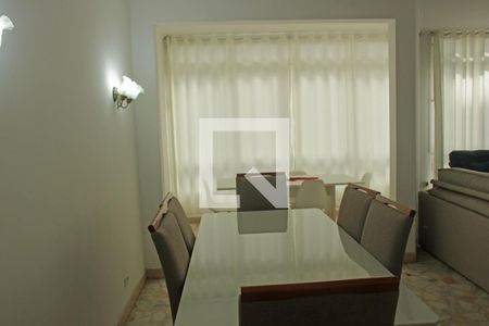 Sala de apartamento para alugar com 3 quartos, 190m² em Gonzaga, Santos