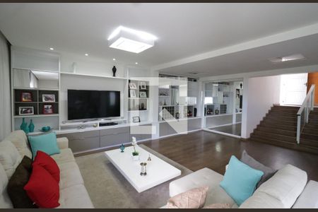 Sala de casa à venda com 3 quartos, 353m² em Jardim Guanabara, Rio de Janeiro