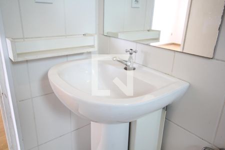 Banheiro de apartamento para alugar com 1 quarto, 35m² em Cambuci, São Paulo