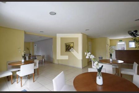 Apartamento para alugar com 35m², 1 quarto e sem vaga Apartamento para alugar com 35m², 1 quarto e sem vagaÁrea comum - Salão de festas