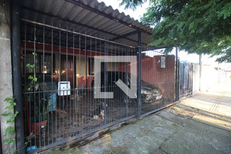 Casa à venda com 120m², 2 quartos e 2 vagasFachada