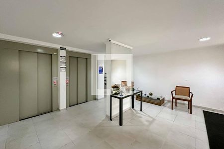 Apartamento à venda com 58m², 2 quartos e 1 vaga Apartamento à venda com 58m², 2 quartos e 1 vagaÁrea Comum