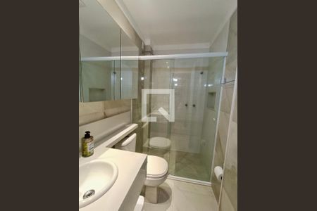 Apartamento para alugar com 55m², 2 quartos e sem vaga Apartamento para alugar com 55m², 2 quartos e sem vagaBanheiro social