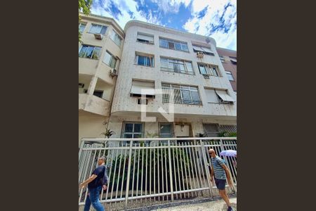 Apartamento para alugar com 55m², 2 quartos e sem vaga Apartamento para alugar com 55m², 2 quartos e sem vagaFachada com cartaz QA.