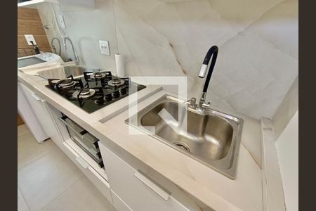 Apartamento para alugar com 55m², 2 quartos e sem vaga Apartamento para alugar com 55m², 2 quartos e sem vagaCozinha americana