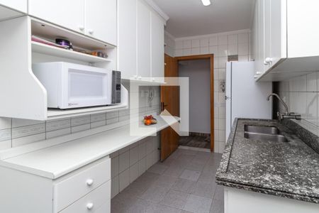 Apartamento para alugar com 100m², 3 quartos e 2 vagas Apartamento para alugar com 100m², 3 quartos e 2 vagasCozinha