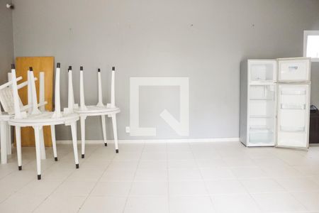 Apartamento à venda com 52m², 2 quartos e 1 vaga Apartamento à venda com 52m², 2 quartos e 1 vagaÁrea comum - Salão de festas