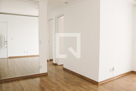 Sala de apartamento à venda com 2 quartos, 52m² em Parque Maria Domitila, São Paulo