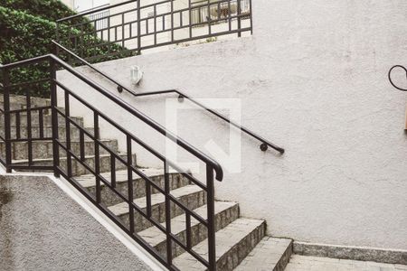 Apartamento à venda com 52m², 2 quartos e 1 vaga Apartamento à venda com 52m², 2 quartos e 1 vagaEntrada