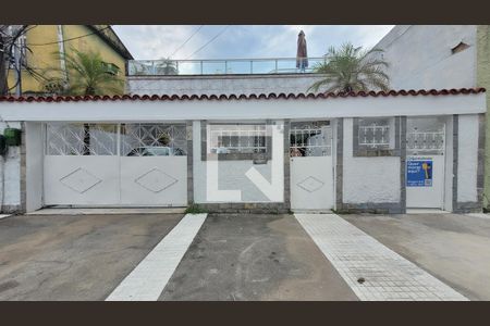 Casa para alugar com 90m², 3 quartos e sem vaga Casa para alugar com 90m², 3 quartos e sem vagaFachada