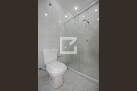 Casa para alugar com 90m², 3 quartos e sem vagaBanheiro da Suite