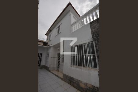 Casa para alugar com 90m², 3 quartos e sem vagaFachada