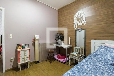 Casa à venda com 150m², 5 quartos e 2 vagasQuarto Casa 1