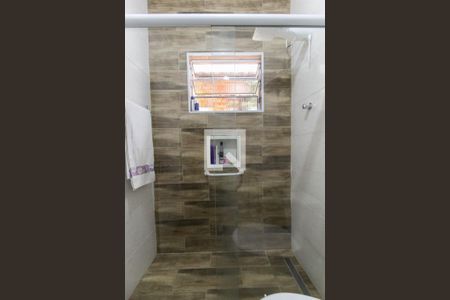 Casa à venda com 150m², 5 quartos e 2 vagasBanheiro Casa 1