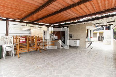 Casa à venda com 150m², 5 quartos e 2 vagasChurrasqueira/Varanda