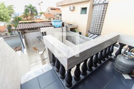 Casa à venda com 150m², 5 quartos e 2 vagasEntrada casa 3