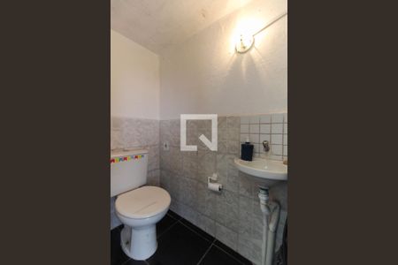 Casa à venda com 150m², 5 quartos e 2 vagasBanheiro de serviço