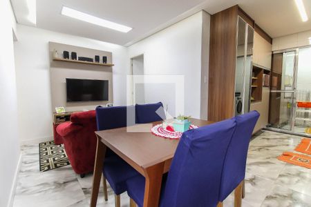 Casa à venda com 150m², 5 quartos e 2 vagasSala casa 2