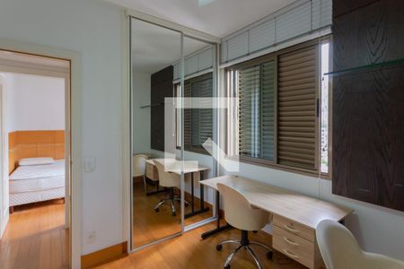Quarto 1 de apartamento para alugar com 4 quartos, 158m² em Anchieta, Belo Horizonte