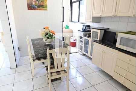 Apartamento para alugar com 170m², 3 quartos e 1 vagaCozinha