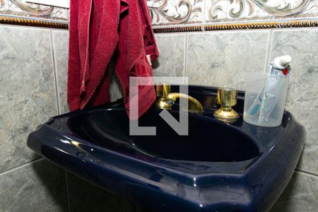 Casa à venda com 1000m², 5 quartos e 8 vagasBanheiro da Suíte 3