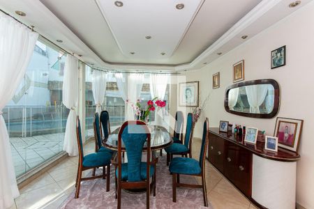 Casa à venda com 1000m², 5 quartos e 8 vagasSala de Jantar