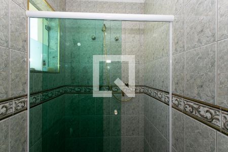 Casa à venda com 1000m², 5 quartos e 8 vagasBanheiro da Suíte 3