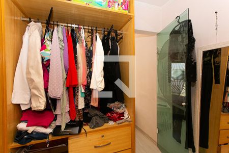 Casa à venda com 1000m², 5 quartos e 8 vagasCloset da Suíte 2