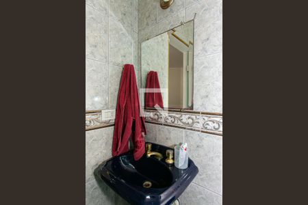 Casa à venda com 1000m², 5 quartos e 8 vagasBanheiro da Suíte 3