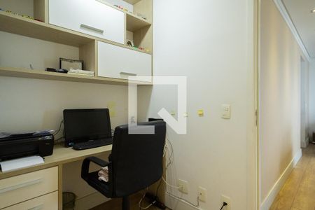 Apartamento à venda com 107m², 3 quartos e 2 vagasEscritório