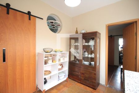 Casa à venda com 267m², 3 quartos e 2 vagasCozinha