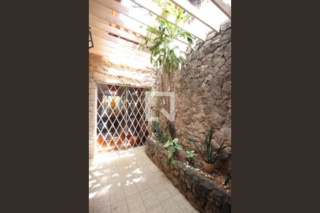 Casa à venda com 267m², 3 quartos e 2 vagas;jardim de Inverno