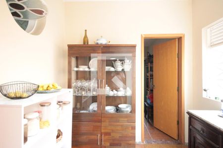 Casa à venda com 267m², 3 quartos e 2 vagasCozinha