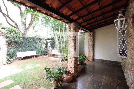 Casa à venda com 267m², 3 quartos e 2 vagasJardim