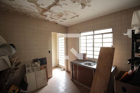 Casa à venda com 267m², 3 quartos e 2 vagasSobrado dos Fundos