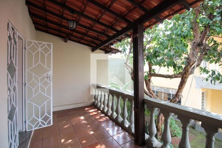 Casa à venda com 267m², 3 quartos e 2 vagasVaranda da Suite 1