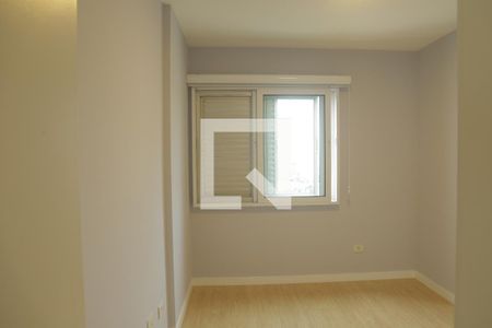 Apartamento à venda com 142m², 4 quartos e 2 vagasQuarto 02