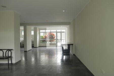 Apartamento à venda com 142m², 4 quartos e 2 vagasÁrea comum - Salão de festas