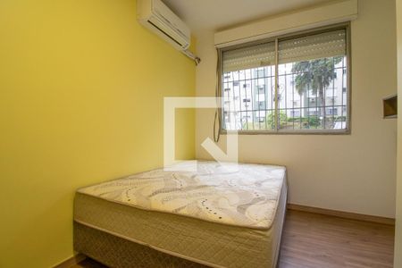 Quarto 2 de apartamento para alugar com 2 quartos, 64m² em Jardim Itu, Porto Alegre