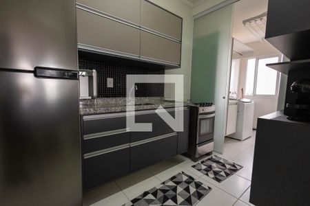 Apartamento para alugar com 68m², 2 quartos e 2 vagas Apartamento para alugar com 68m², 2 quartos e 2 vagasCozinha