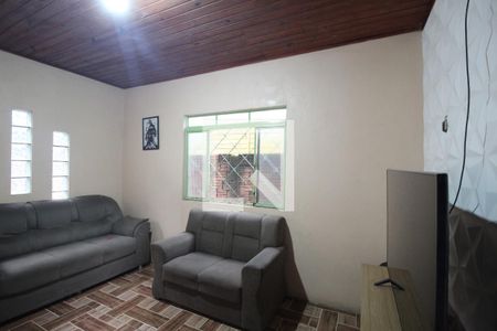 Sala de TV de casa à venda com 2 quartos, 20m² em Guajuviras, Canoas