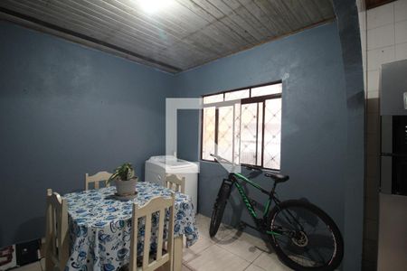 Sala de Jantar de casa à venda com 2 quartos, 20m² em Guajuviras, Canoas