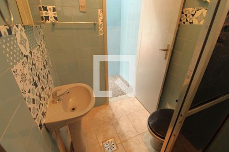 Banheiro de casa para alugar com 1 quarto, 100m² em Irajá, Rio de Janeiro