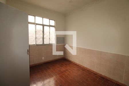 Quarto de casa para alugar com 1 quarto, 100m² em Irajá, Rio de Janeiro
