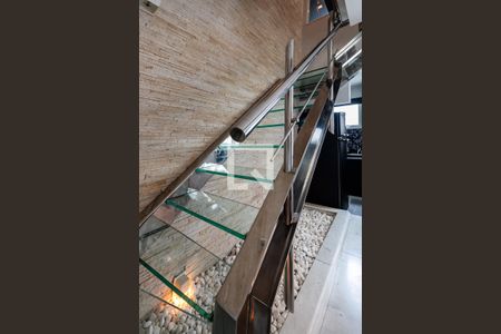 Apartamento para alugar com 148m², 1 quarto e 2 vagasEscada em vidro